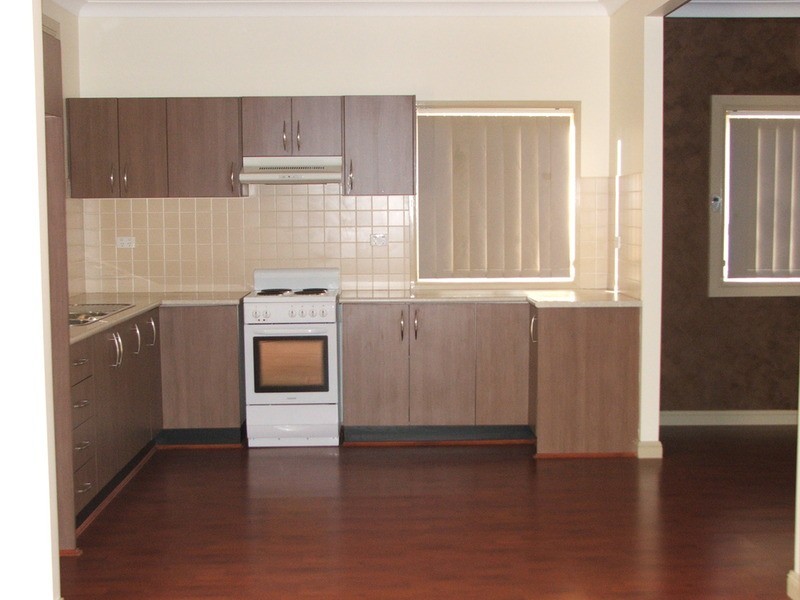 10 Ada Street, Kingsgrove NSW 2208