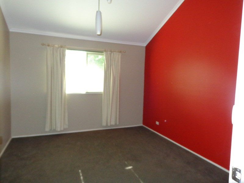 2/65 Taylor Street, Condell Park NSW 2200