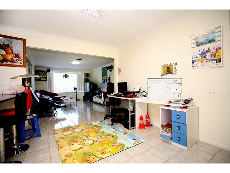 15 Bromley Street, Canley Vale NSW 2166