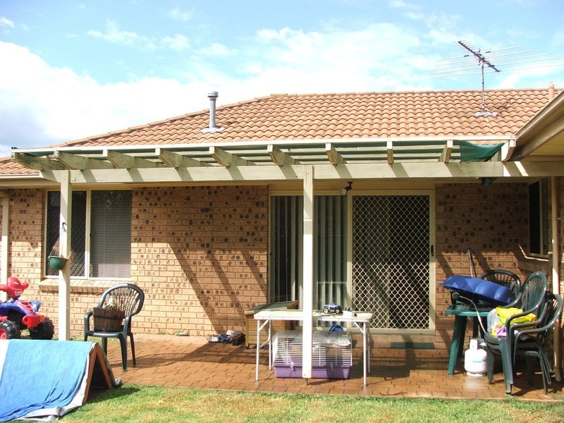 6 Wattle Grove Drive, Wattle Grove NSW 2173