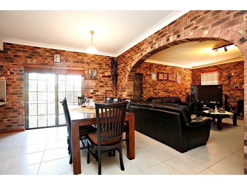 77 Flinders  Road, Georges Hall NSW 2198