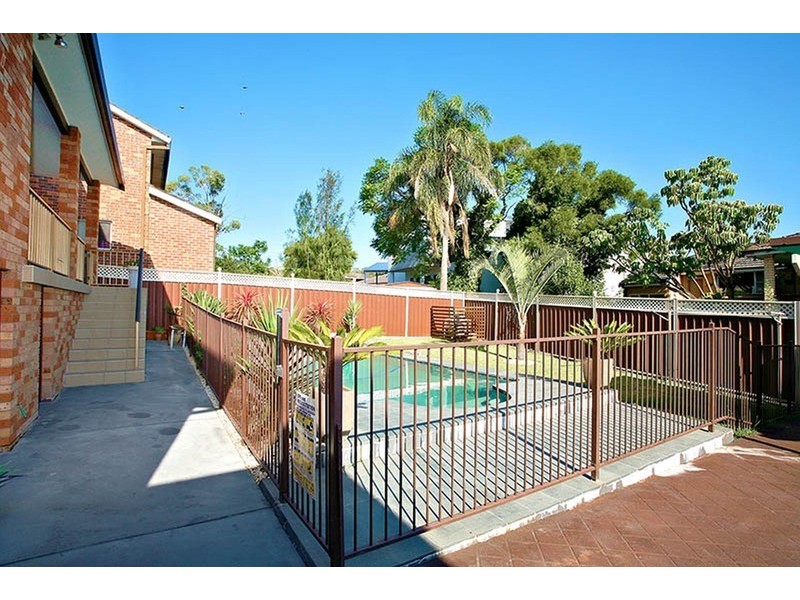 77 Flinders  Road, Georges Hall NSW 2198