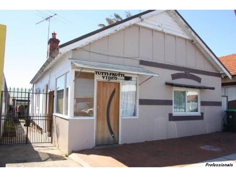 4 Northcote  Street, Canterbury VIC 3126