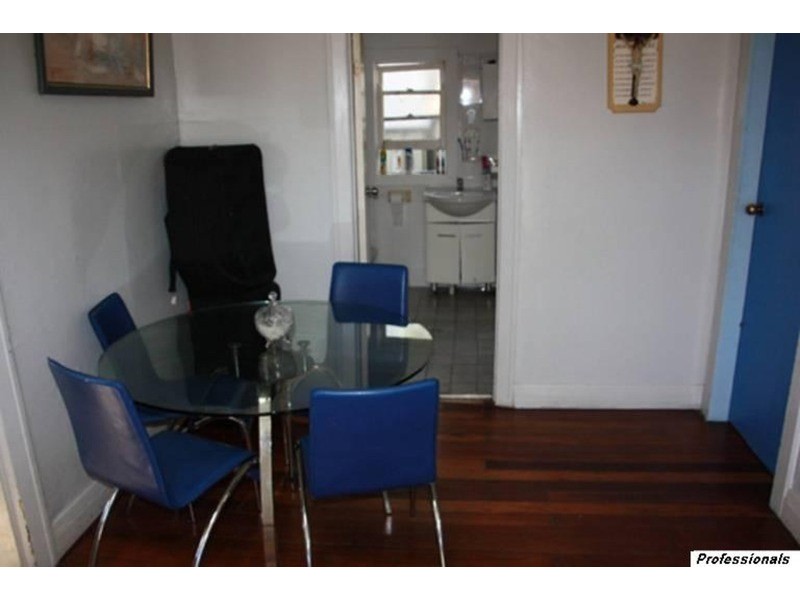 4 Northcote  Street, Canterbury VIC 3126