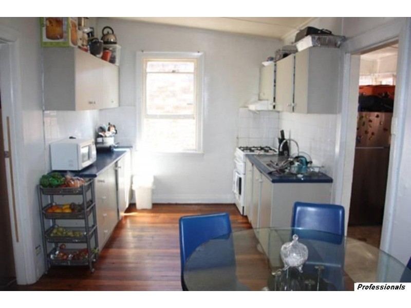 4 Northcote  Street, Canterbury VIC 3126