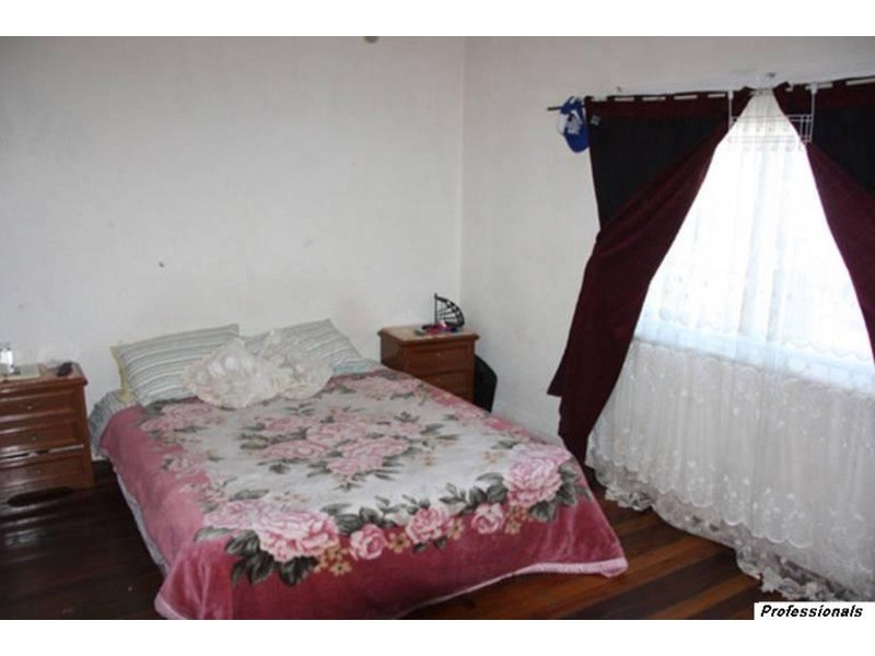 4 Northcote  Street, Canterbury VIC 3126