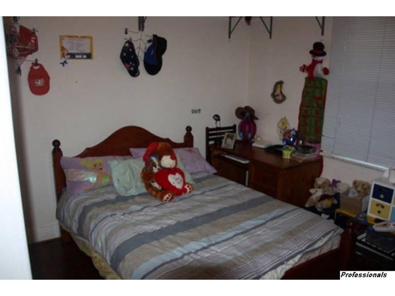 4 Northcote  Street, Canterbury VIC 3126