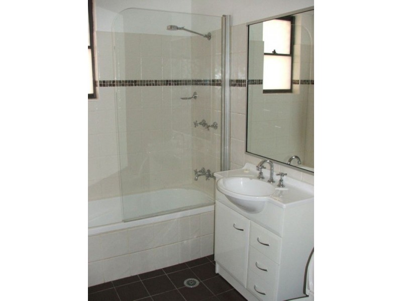 1/3 Duncan  Street, Punchbowl NSW 2196