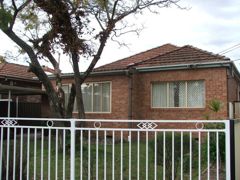 28 Moxon  Road, Punchbowl NSW 2196