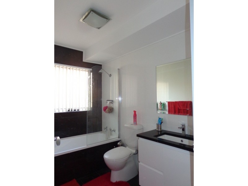 3/8-10 Dellwood  Street, Bankstown NSW 2200