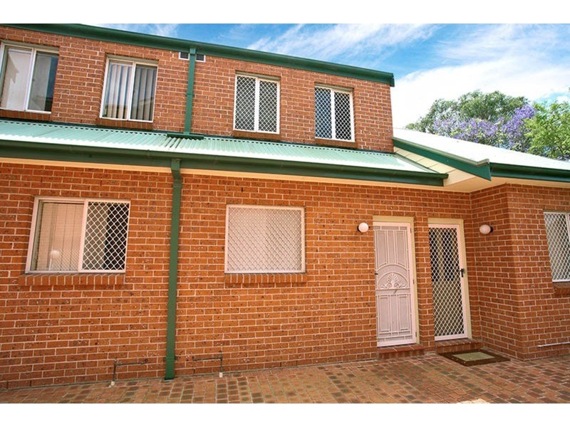 2/73 Reynolds Avenue, Bankstown NSW 2200