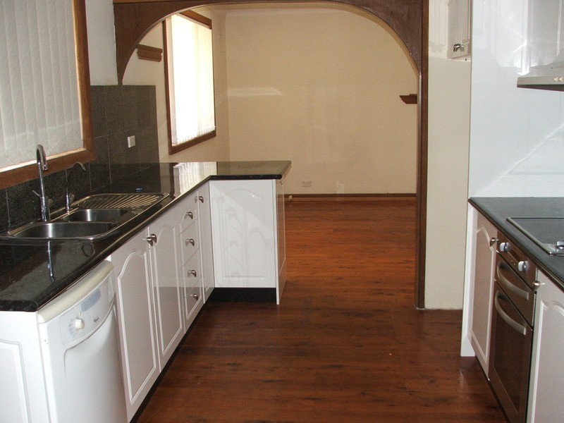 1 Narelle Crescent, Greenacre NSW 2190