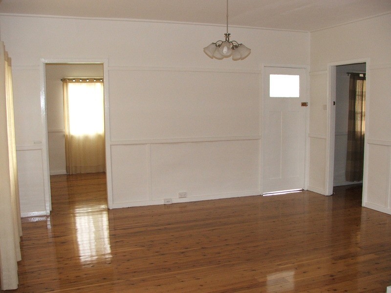 6 Fairview  Street, Guildford NSW 2161