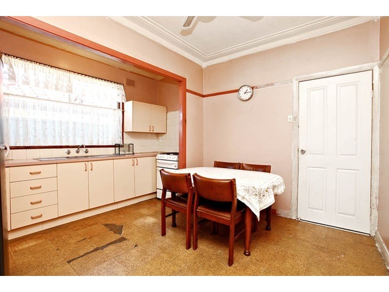 10 York   Street, Condell Park NSW 2200
