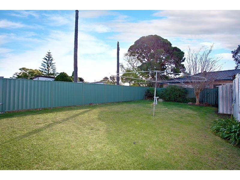 10 York   Street, Condell Park NSW 2200