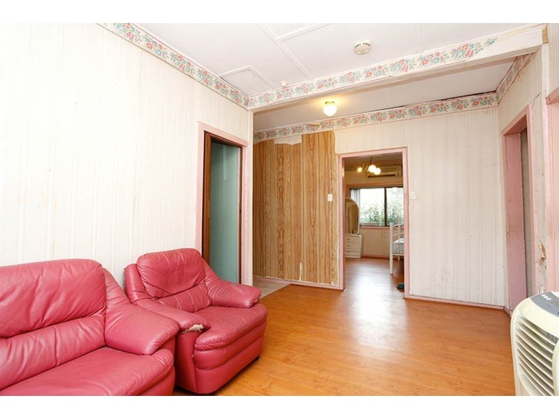 8 Fourth  Avenue, Condell Park NSW 2200