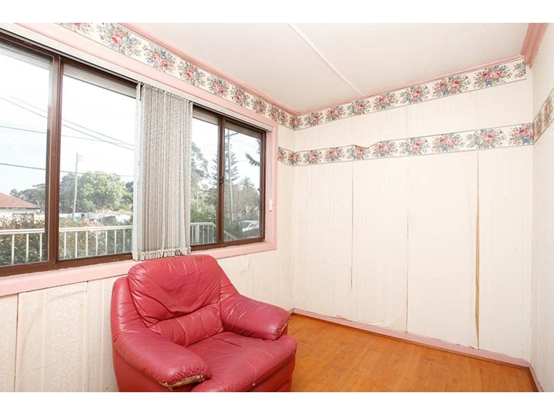 8 Fourth  Avenue, Condell Park NSW 2200