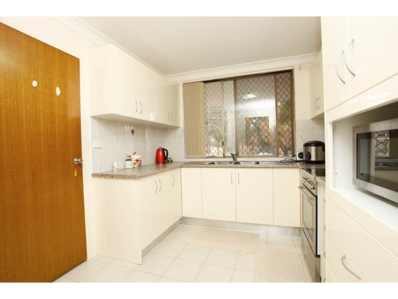 2/5-13 Dellwood  Street, Bankstown NSW 2200