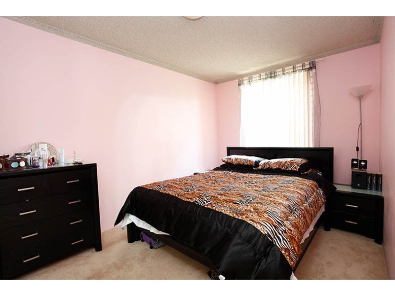 2/5-13 Dellwood  Street, Bankstown NSW 2200