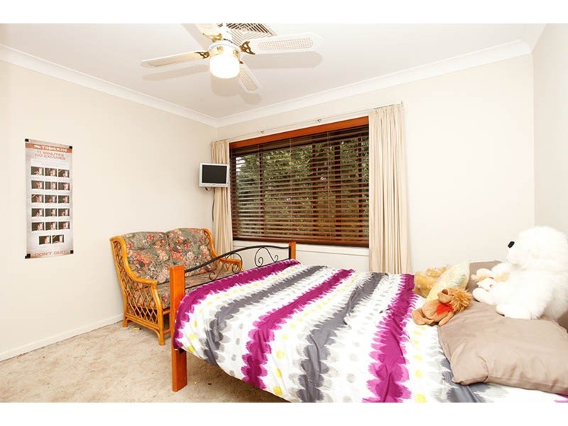 9 Rannoch Street, St Andrews NSW 2566