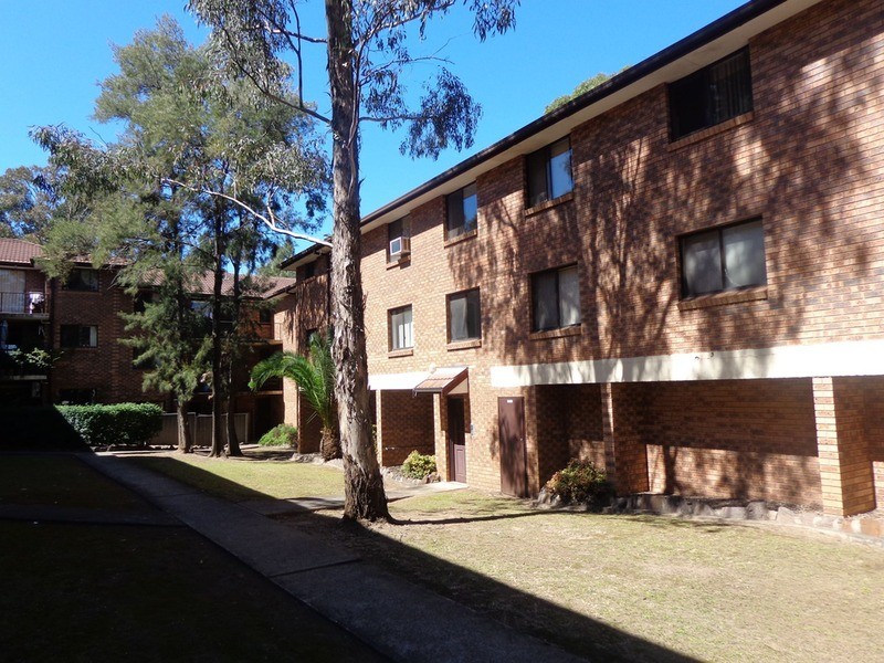 13/71-75 Meredith  Street, Bankstown NSW 2200