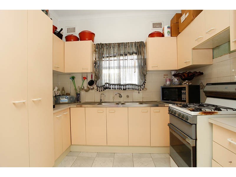 216 Blaxcell Street, Granville NSW 2142