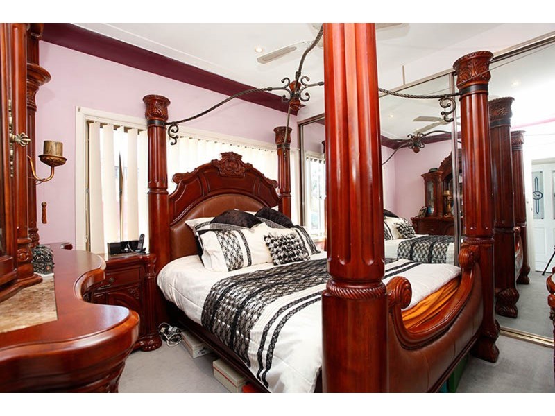 216 Blaxcell Street, Granville NSW 2142