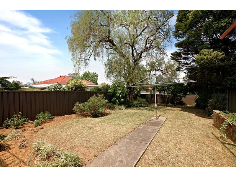 59 Saric Avenue, Georges Hall NSW 2198