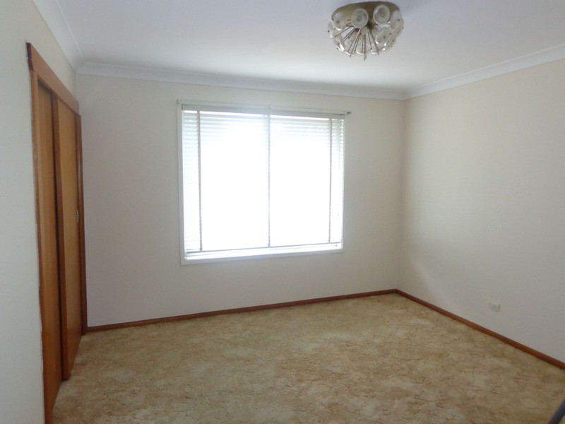 59 Saric Avenue, Georges Hall NSW 2198