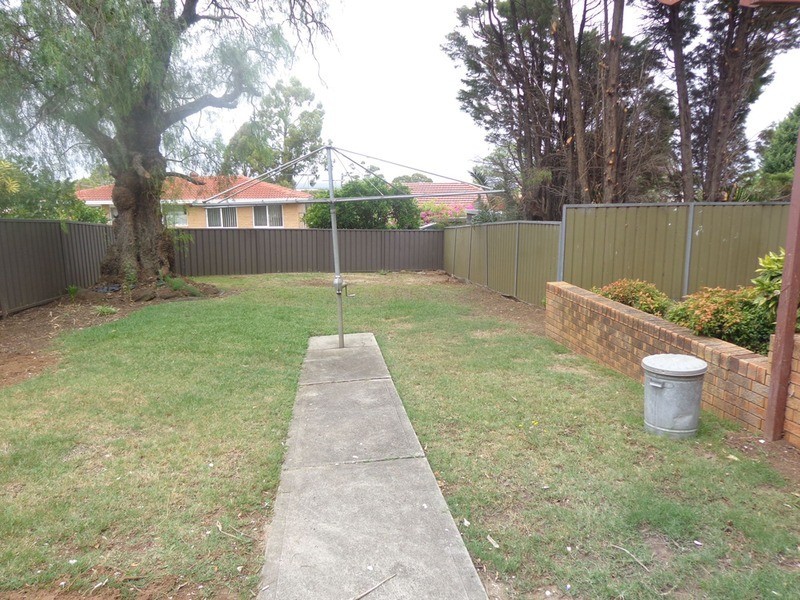 59 Saric Avenue, Georges Hall NSW 2198