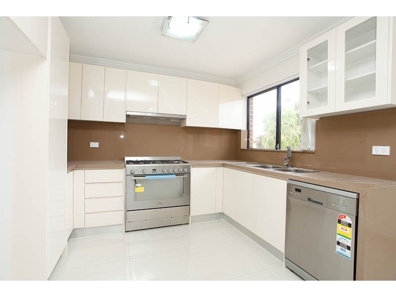 10  Gazzard  Street, Birrong NSW 2143