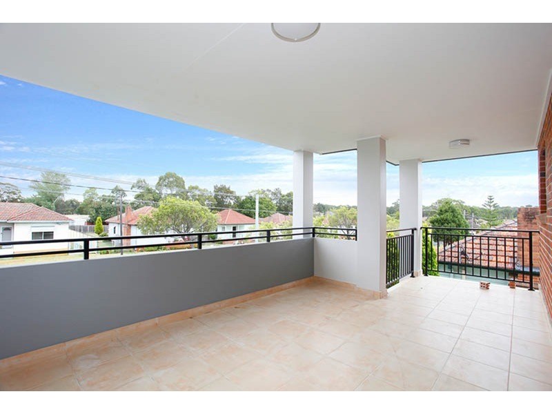 10  Gazzard  Street, Birrong NSW 2143