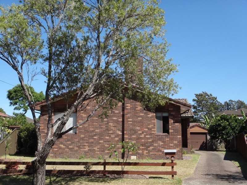 4 Ogmore Court, Bankstown NSW 2200