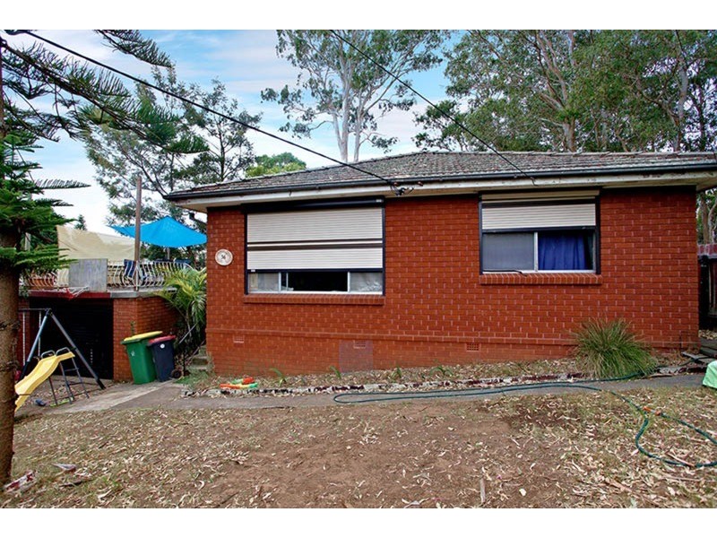 36 Donington Avenue, Georges Hall NSW 2198