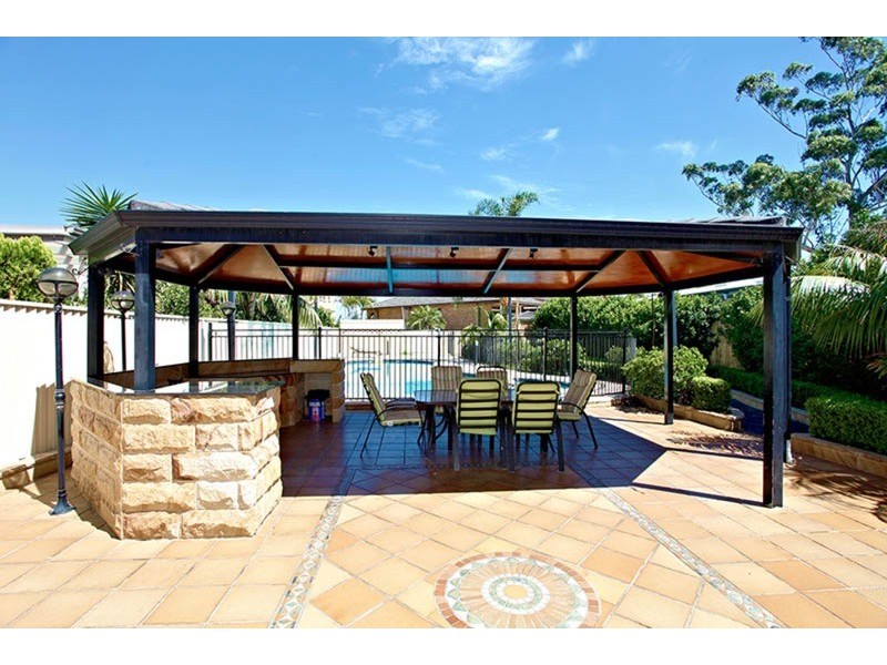 142 The Avenue, Condell Park NSW 2200