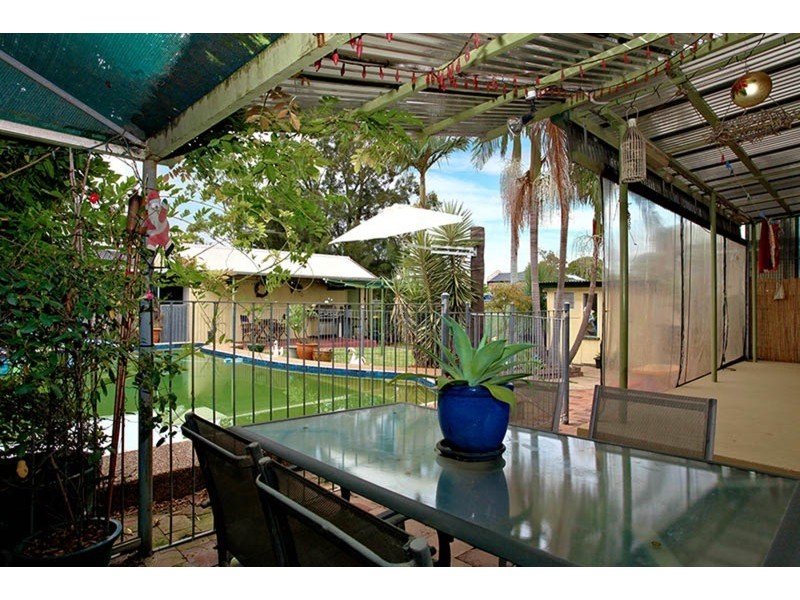 33 Beale Street, Georges Hall NSW 2198