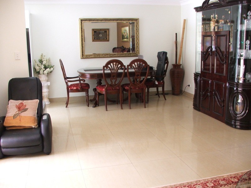 4/131 Meredith Street, Bankstown NSW 2200