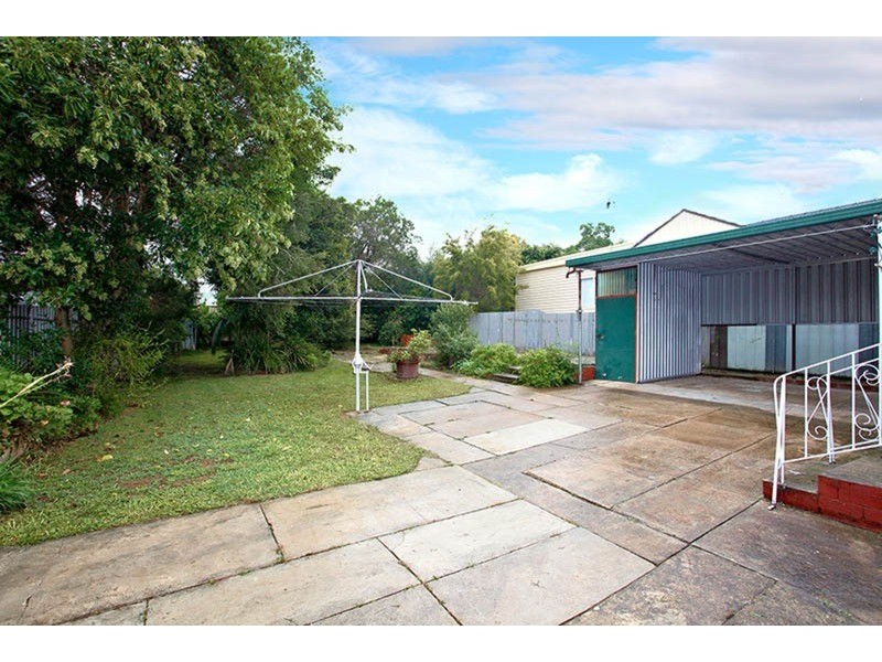 9 Bulwarra  Avenue, Sefton NSW 2162
