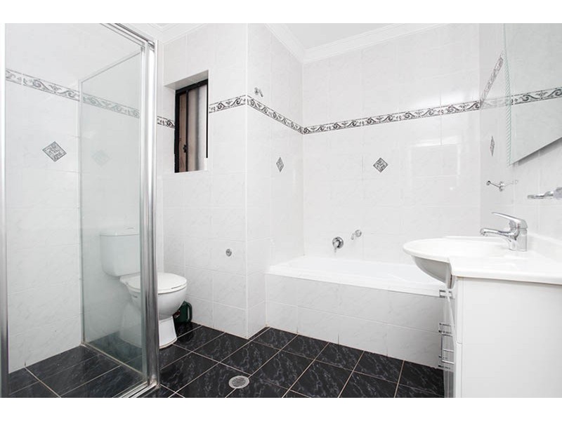 1/31-35 Broadway, Punchbowl NSW 2196