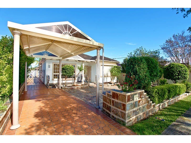 37 Stephenson  Street, Birrong NSW 2143