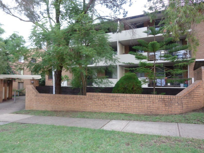 13/5-13 Dellwood  Street, Bankstown NSW 2200