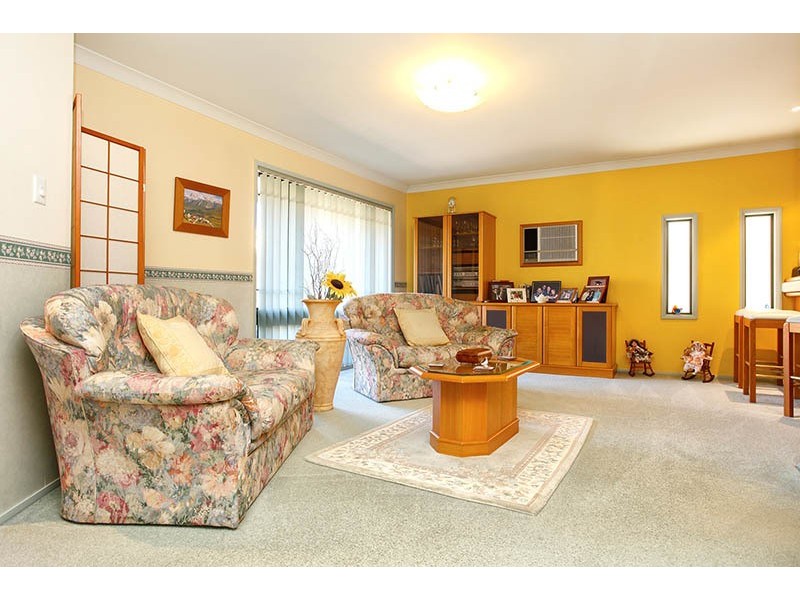 48 Amaroo  Avenue, Georges Hall NSW 2198