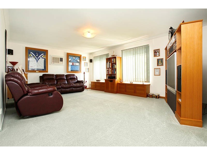 48 Amaroo  Avenue, Georges Hall NSW 2198