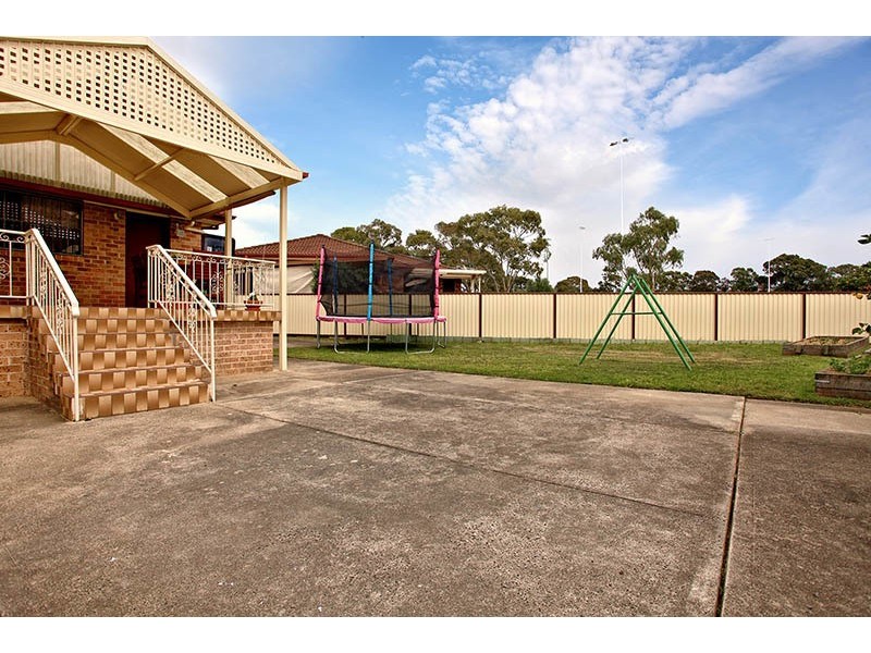 5 Tumut  Close, Bankstown NSW 2200