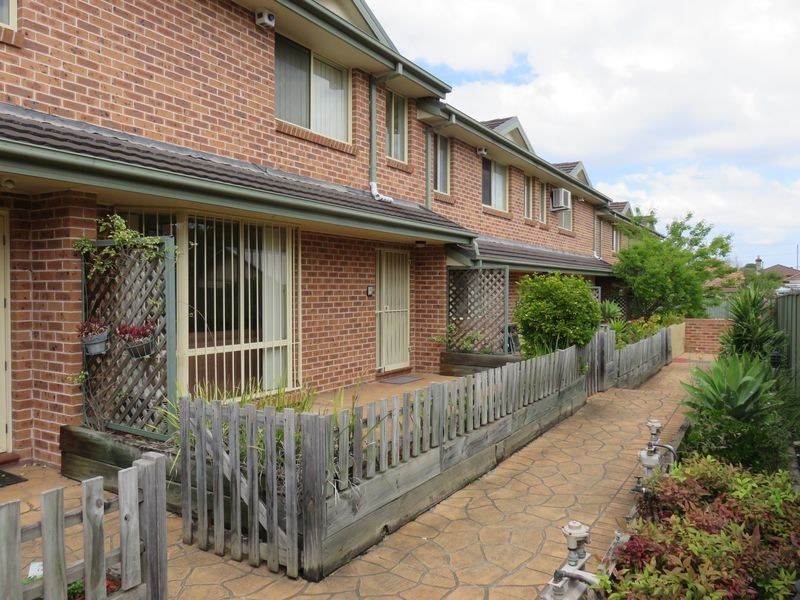 2/28 Cambridge  Avenue, Bankstown NSW 2200