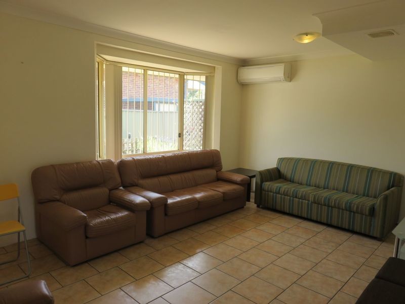 2/28 Cambridge  Avenue, Bankstown NSW 2200