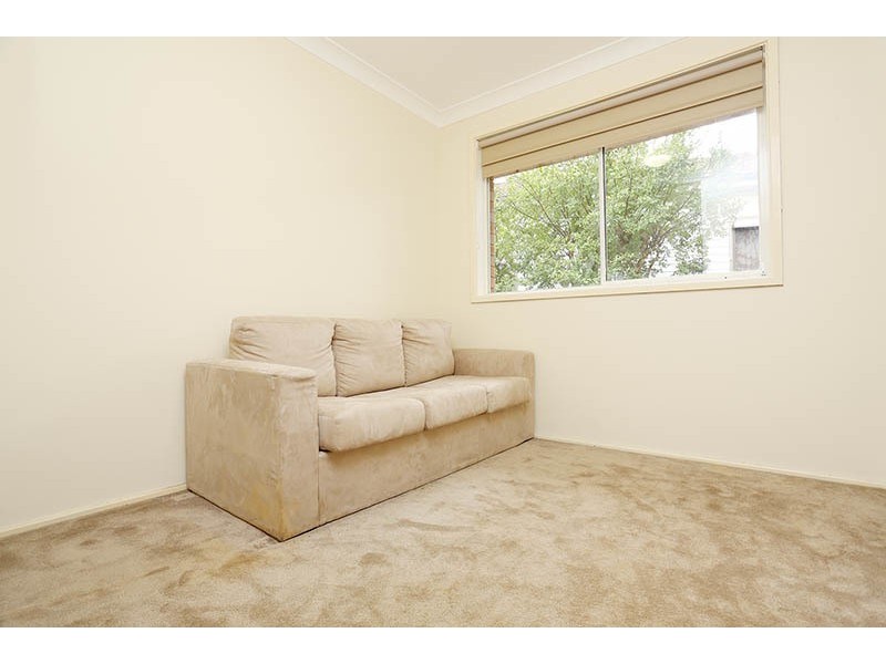 9 Horbling Avenue, Georges Hall NSW 2198