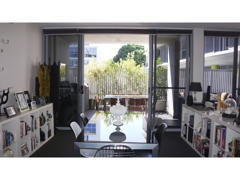 R103/1 Retreat Street, Alexandria NSW 2015