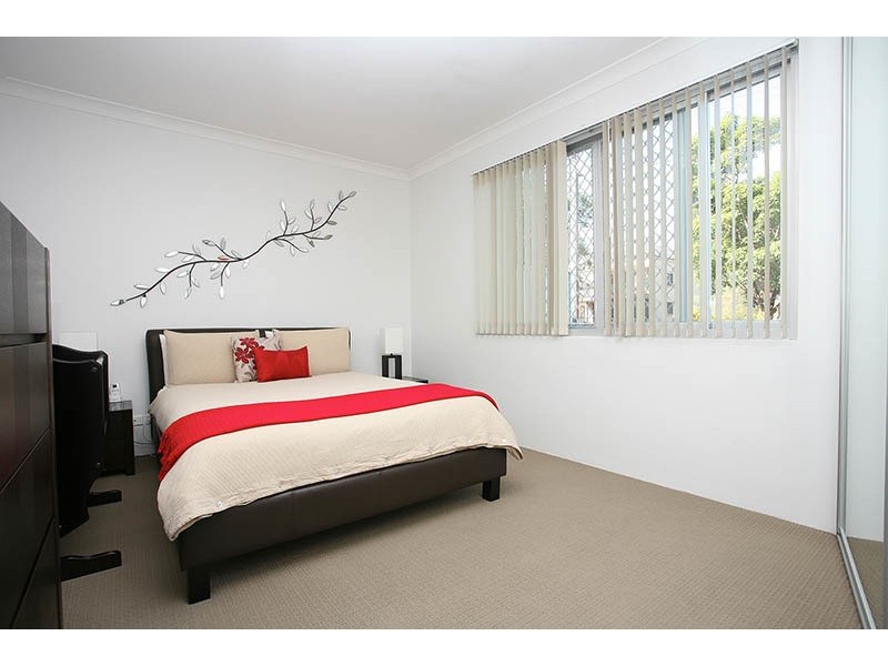 1/38 Cairds Avenue, Bankstown NSW 2200