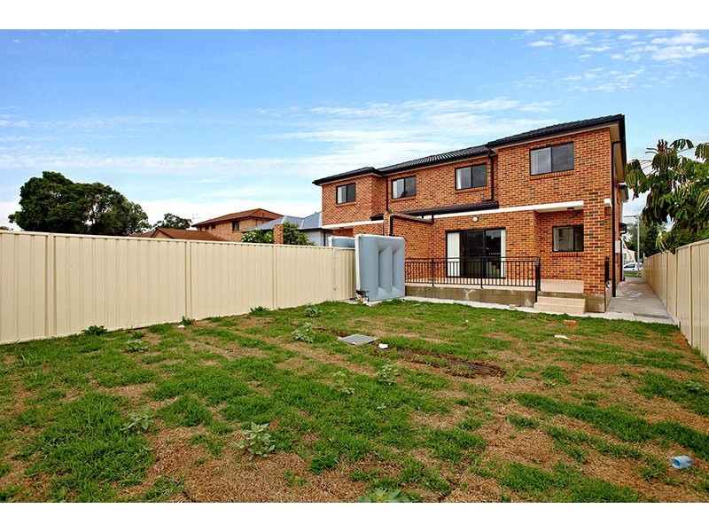 10 Gazzard Street, Birrong NSW 2143